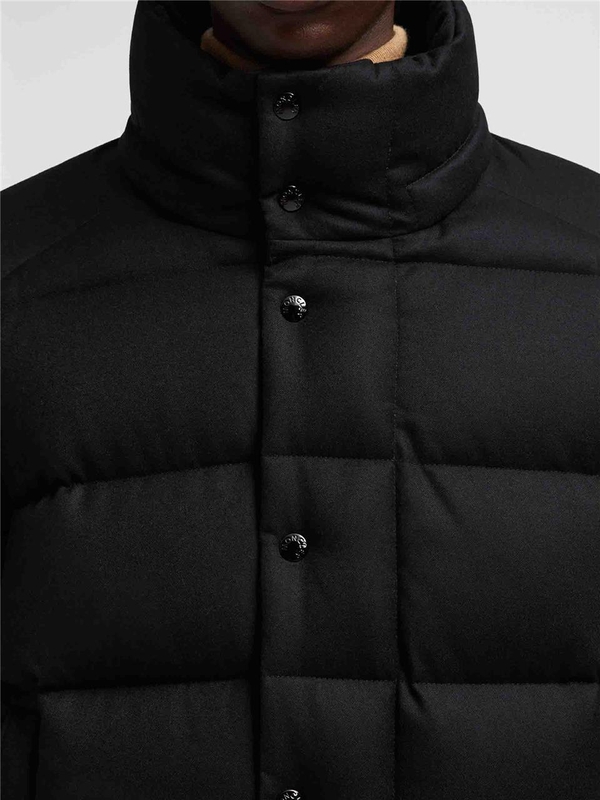 몽클레르 FW24 Vezere Quilted Jacket 1A00157-54272 One Color