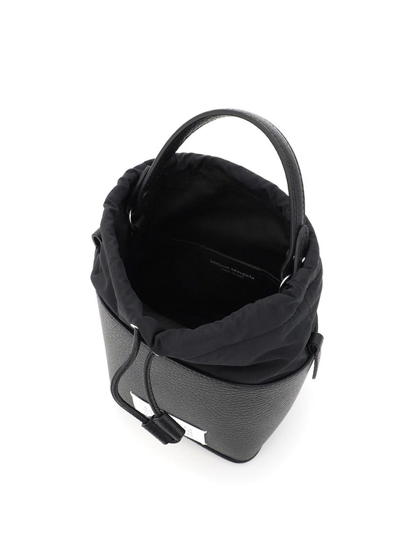 메종마르지엘라 FW24 5ac bucket bag S61WG0035 P4348 BLACK