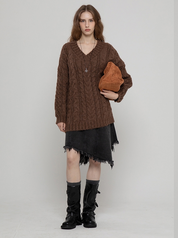 WOOL CABLE HAIRY LONG PULLOVER BRWON