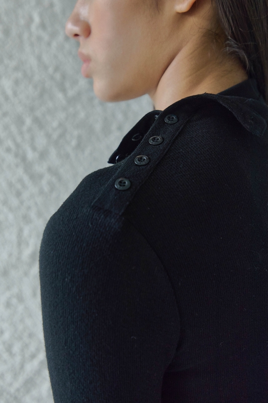 SIDE BUTTON DETAILED LONG SLEEVE T-SHIRTS / BLACK