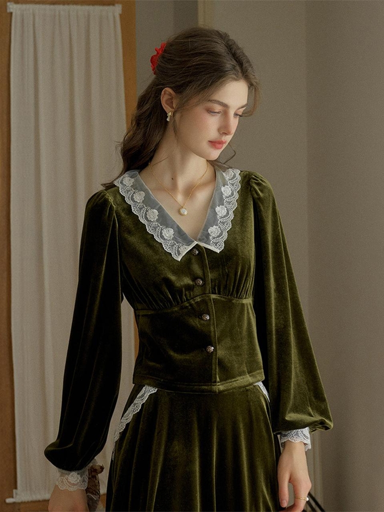 SR_Vintage velvet lace green blouse