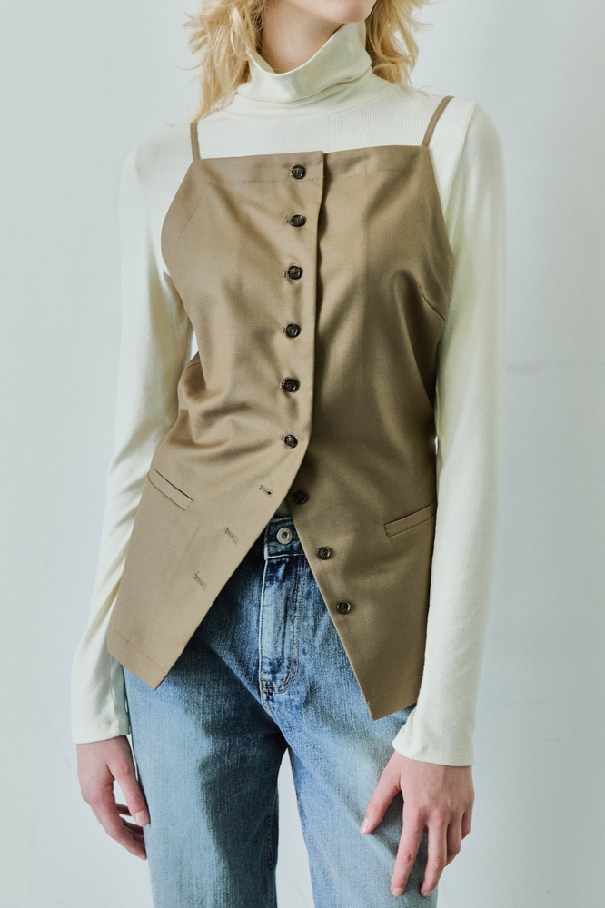  BUTTON DETAILED VEST WITH BELT / BEIGE