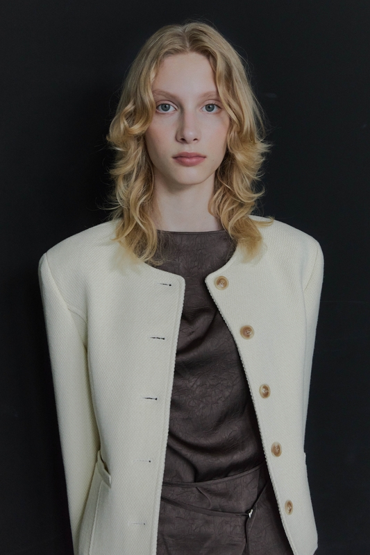 CLASSIC TWEED JACKET / IVORY