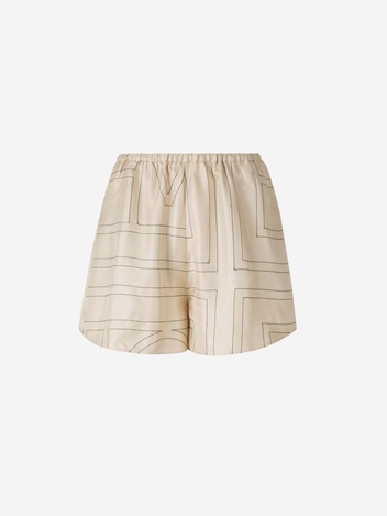 토템 SS25 Monogram Silk Shorts 223-226-707 One Color