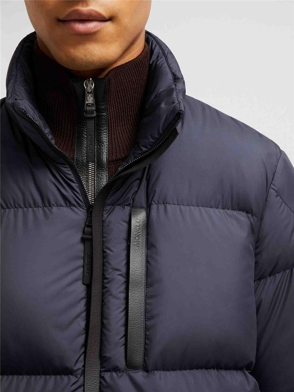 몽클레르 FW24 Short Down Jacket J20911A00200549SK One Color