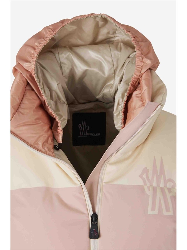 몽클레르 그레노블 FW24 Quilted Down Jacket J2098 1A0015 One Color