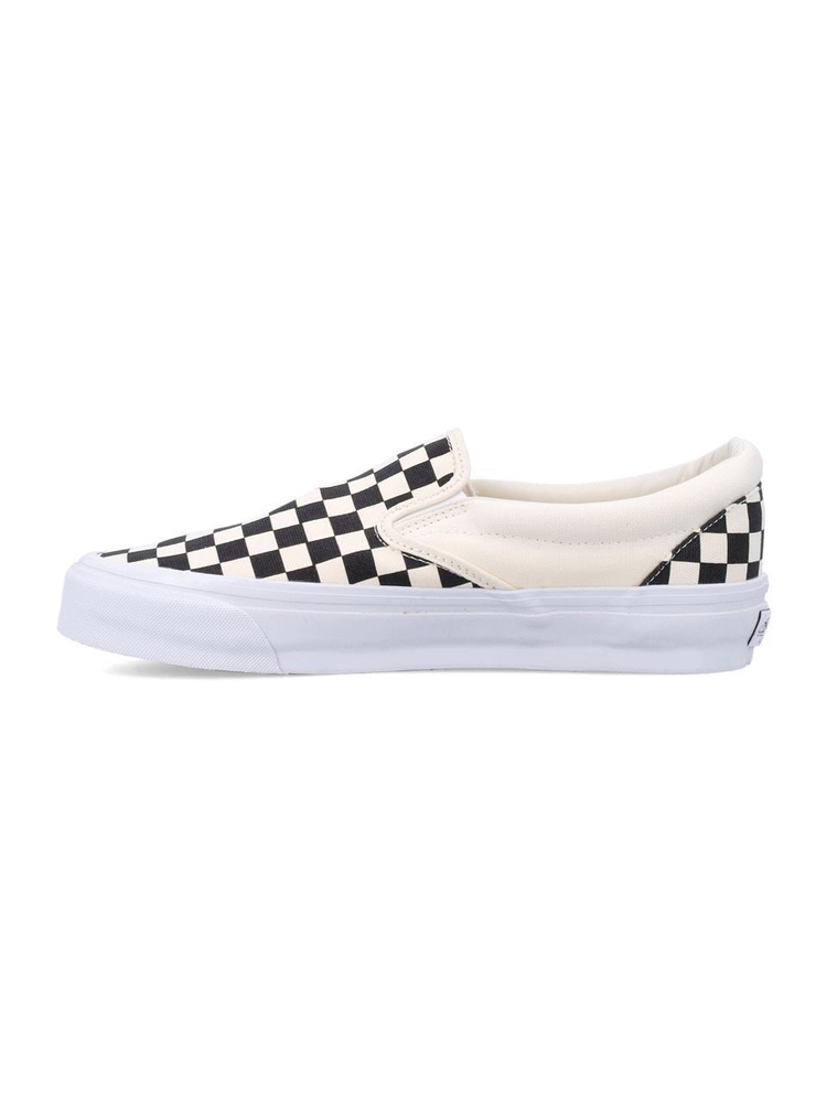 반스 FW24 VANS Sneakers VN000CSE2BO1COW CHECKERBOARD BLACK/OFF WHITE