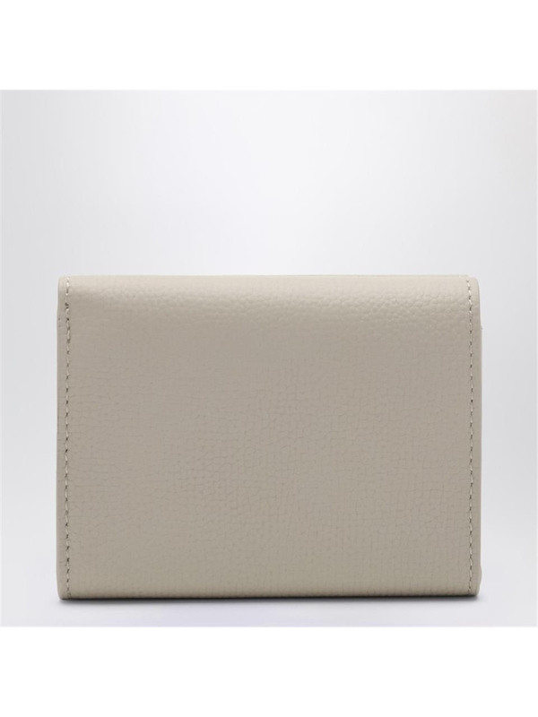 로에베 FW24 Loewe Anagram ivory grained leather trifold wallet C821TR2X08LE White