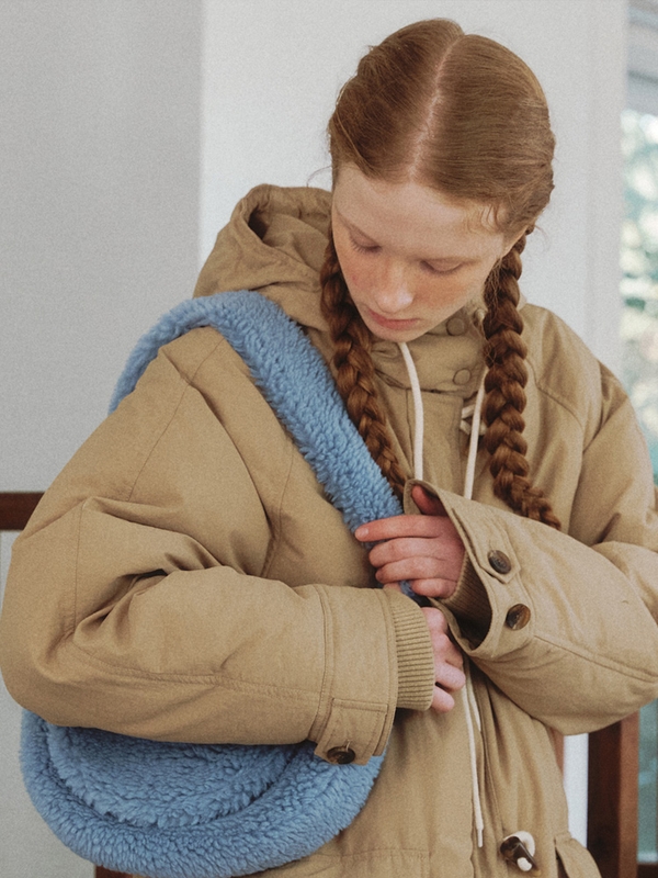 Teddy Mini Round Bag - light blue