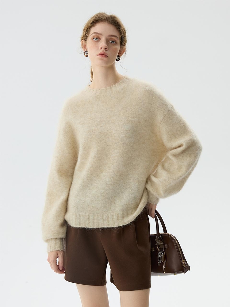 WD_Fluffy round knit sweater_2color