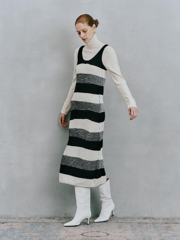 IT_Striped knit sleeveless dress