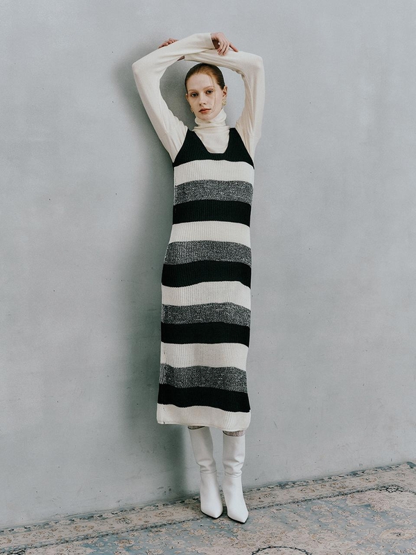 IT_Striped knit sleeveless dress