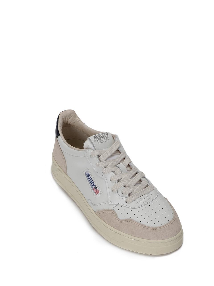 오트리 SS24 AUTRY TRAINERS AULMLS28 WHTBLUE WHTBLUE