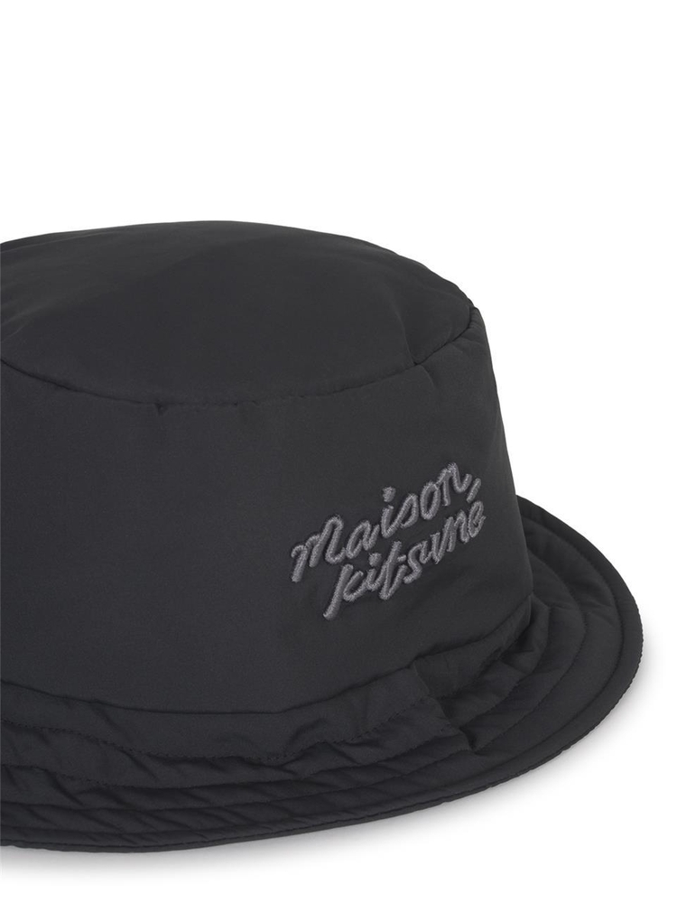 메종키츠네 FW24 MAISON KITSUNE Hats Black NM06115WQ4035P199 Black