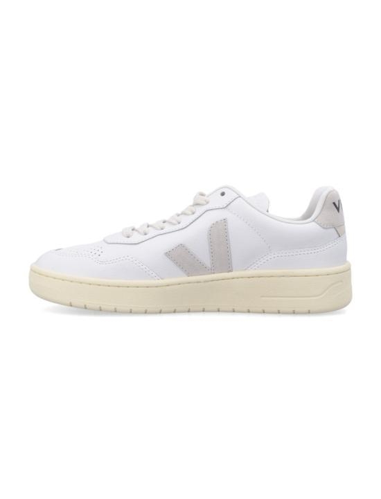 [해외배송] 24FW 베자 스니커즈 VD2003655 White