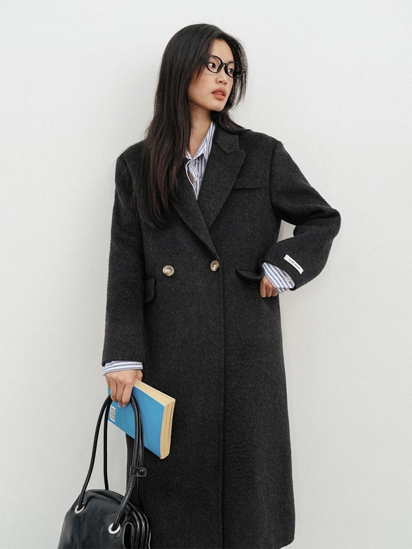 LS_Classic black wool coat