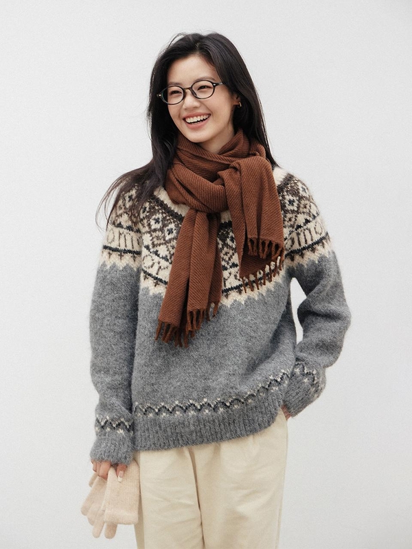 LS_Fair Isle crew neck knit sweater