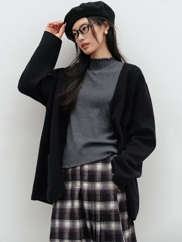 LS_V-neck loose black cardigan