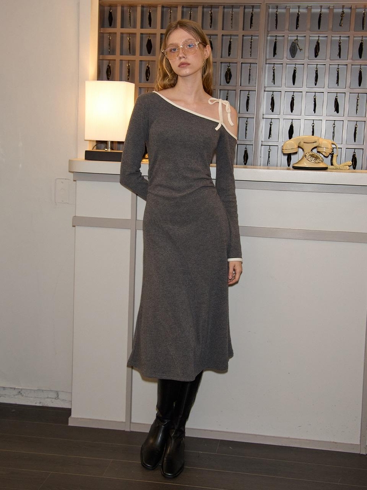 Line Point Off Shoulder Dress_ Gray