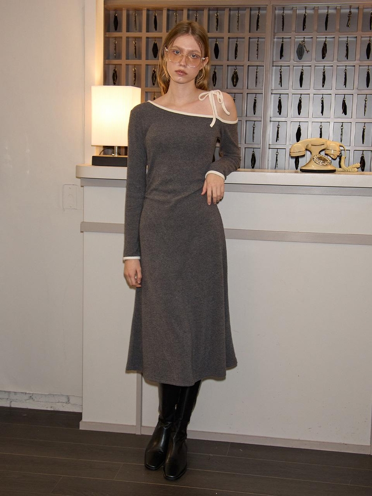 Line Point Off Shoulder Dress_ Gray