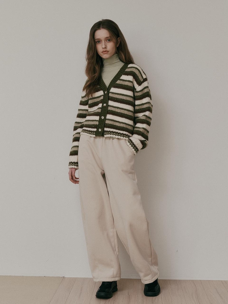 AR_Green tea turtleneck knit top