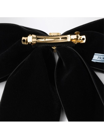 프라다 SS25 Prada Black velvet hair clip 1IF199068 Black