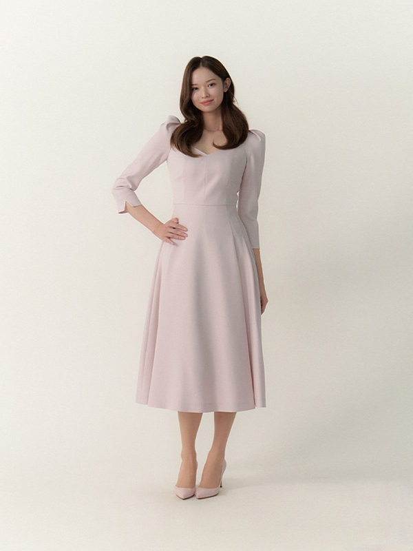 Heart-neck Tucked Flare Dress / Lilac pink(3color)