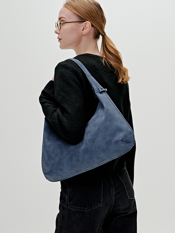 Matin hobo bag blue