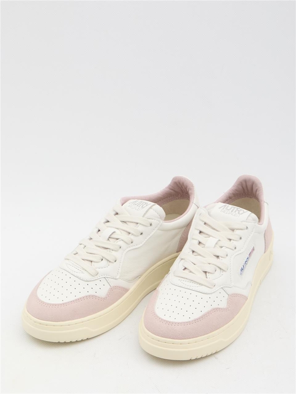 오트리 SS25 Medalist Sneakers AULW_GS_36 WHITE