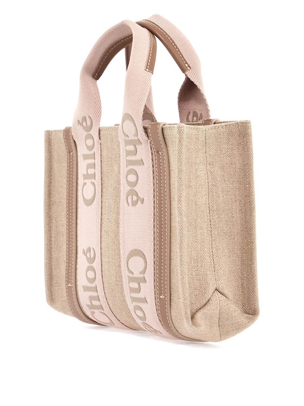 끌로에 SS25 small woody bag CHC23AS397L17 BLUSHY BEIGE