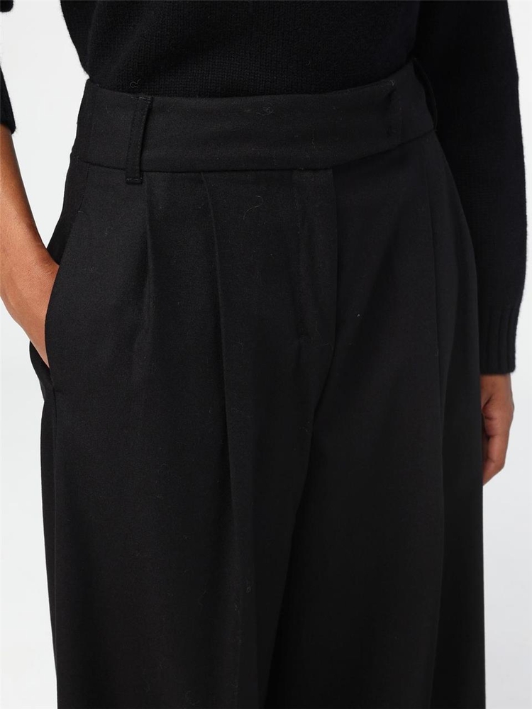 S 막스마라 FW24 S Max Mara trousers in virgin wool 2429136053600 017 Black