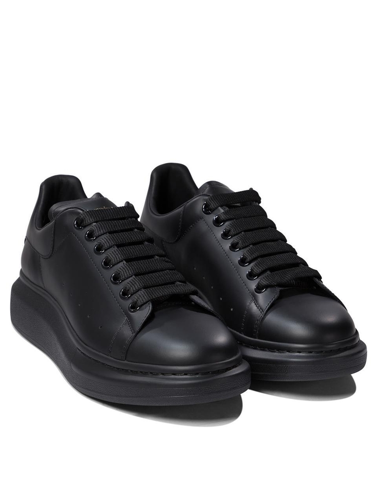 알렉산더 맥퀸 SS25 Sneakers & Slip-On 553680WWEE01000 Black  