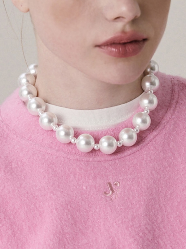 Logo Pearl Necklace_White