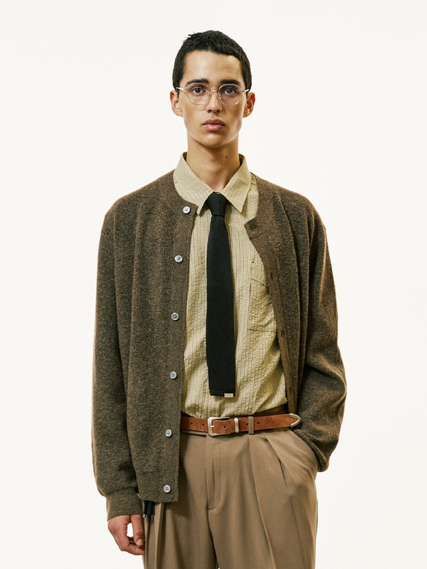 [SET] everyday stripe shirt & square tip knit tie olive