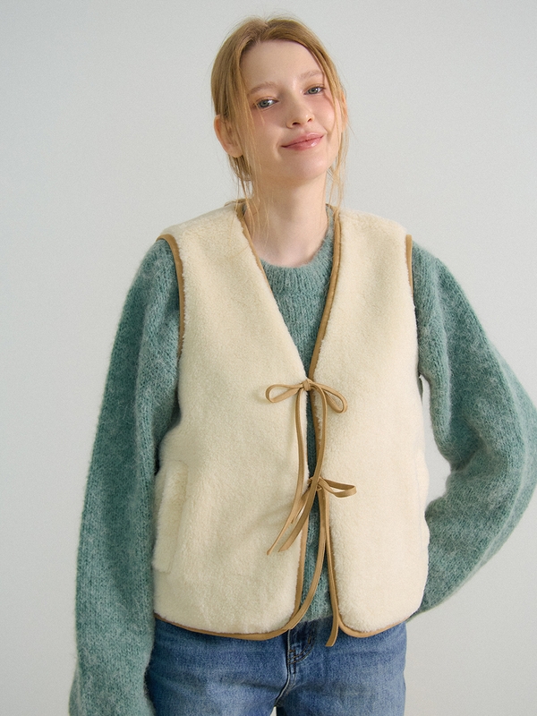 MUSTANG FUR VEST_IVORY