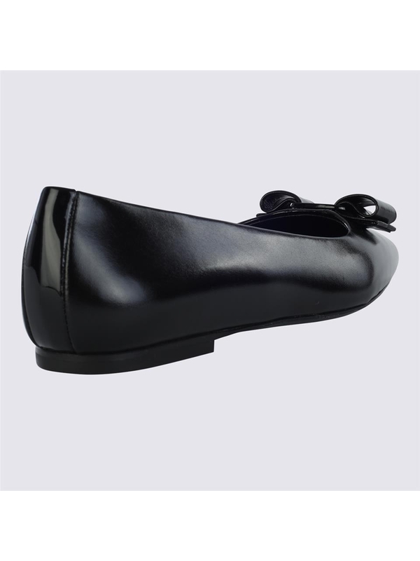 페라가모 FW23 Ferragamo Flat shoes Black 76640801G355002 Black