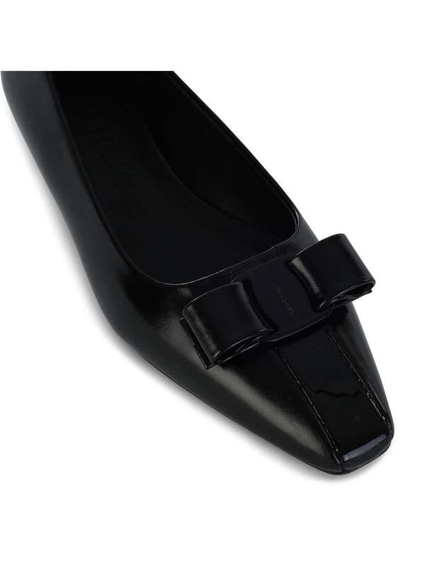 페라가모 FW23 Ferragamo Flat shoes Black 76640801G355002 Black