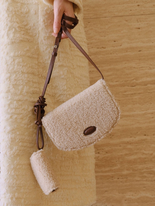 Mini Saddle bag Fluffy Beige