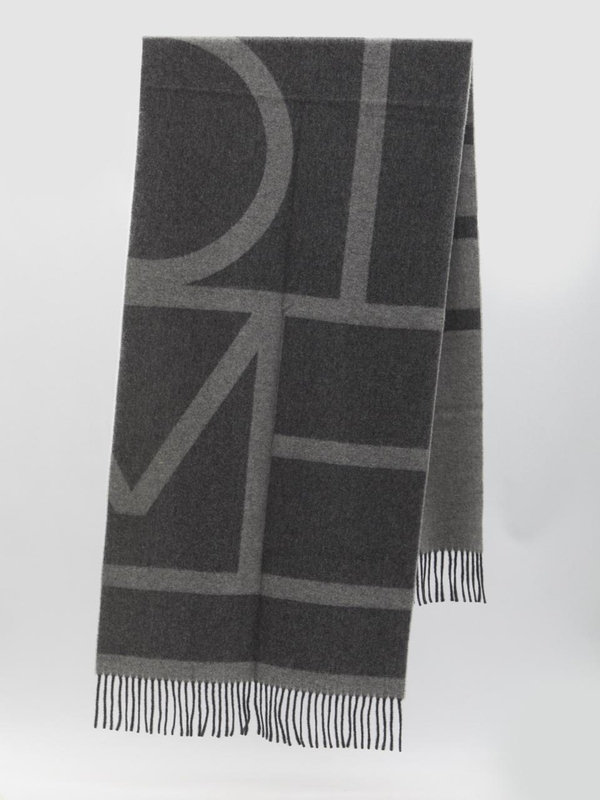 토템 SS25 Monogram jacquard scarf 214882_807_942 GREY