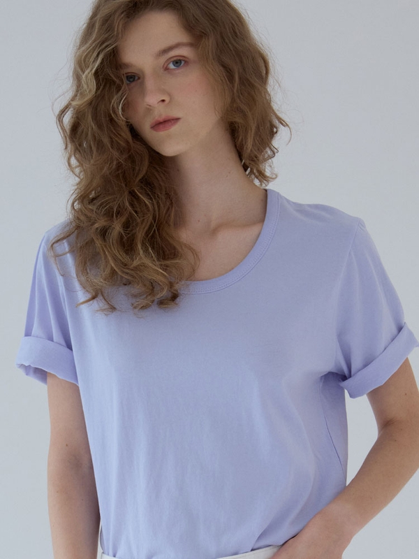 U-neck boxy T-shirt