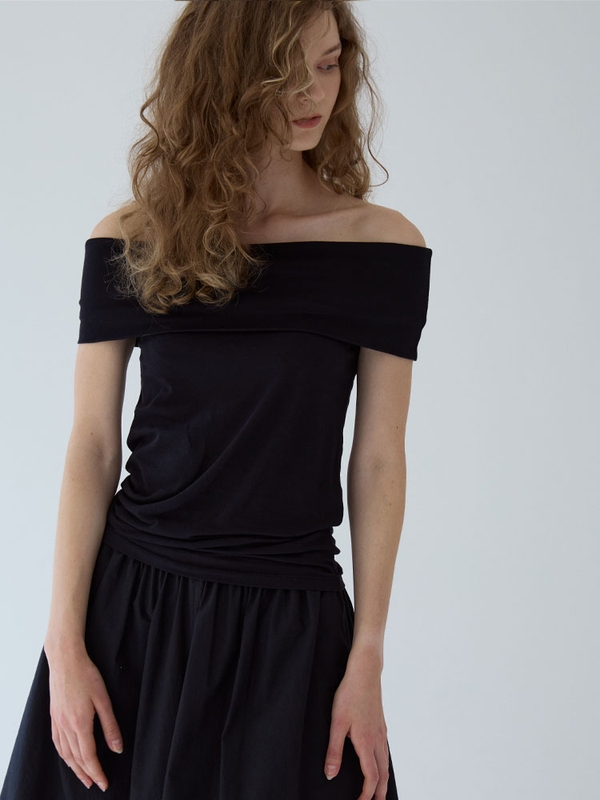 Off-Shoulder Jersey Top _ black,bg