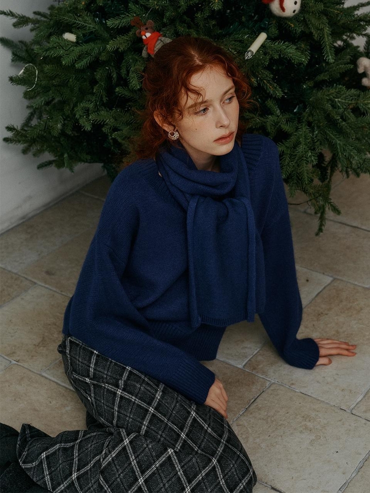 PM_Muffler v neck knit top_BLUE