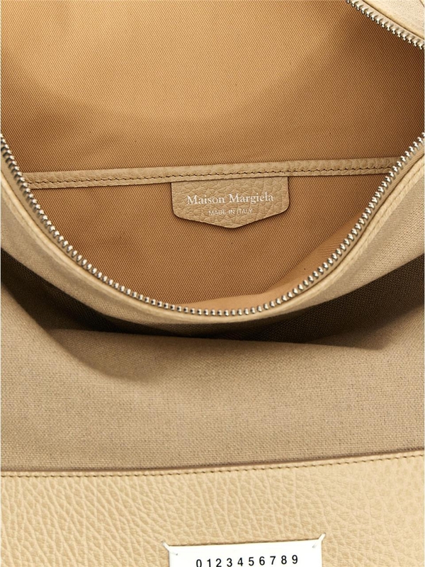 메종마르지엘라 SS25 5AC Hobo Medium crossbody bag SB1WG0043P4348T2019 Beige