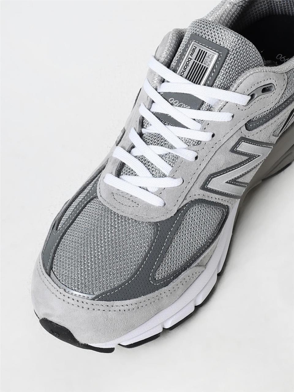 뉴발란스 FW24 Sneakers Made in USA 990v4 New Balance in camoscio e mesh U990GR4 Gray