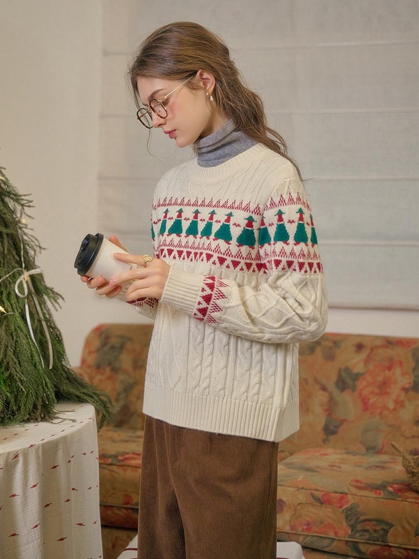 SR_Fair isle ivory cable knit sweater