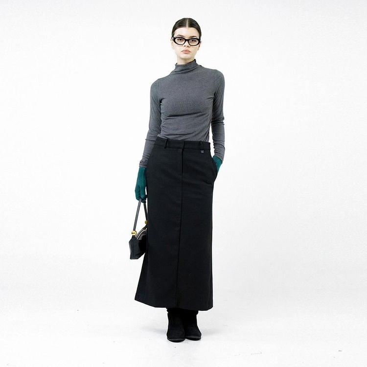 Back-Slit Wool Long Skirt - Black /W244SK01BK