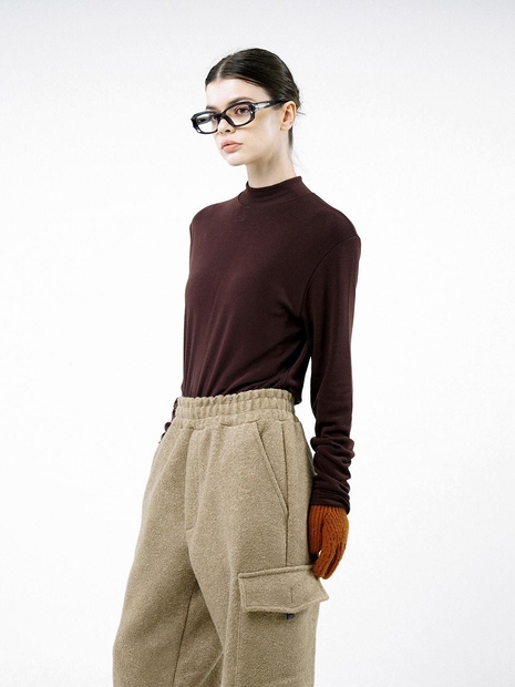 Fleece Half Turtleneck - Brown /W244TP02BR