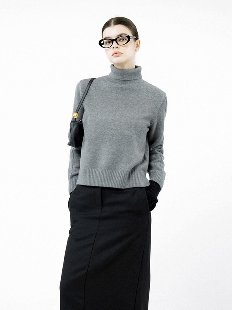 Soft Slit High Turtleneck - Charcoal /W244TP06CH