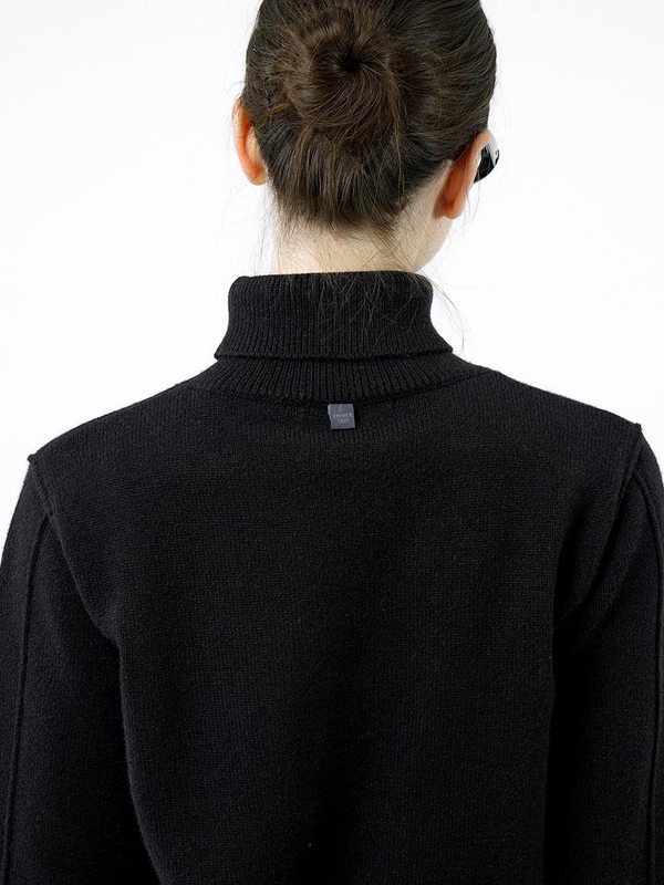 Soft Slit High Turtleneck - Black /W244TP06BK