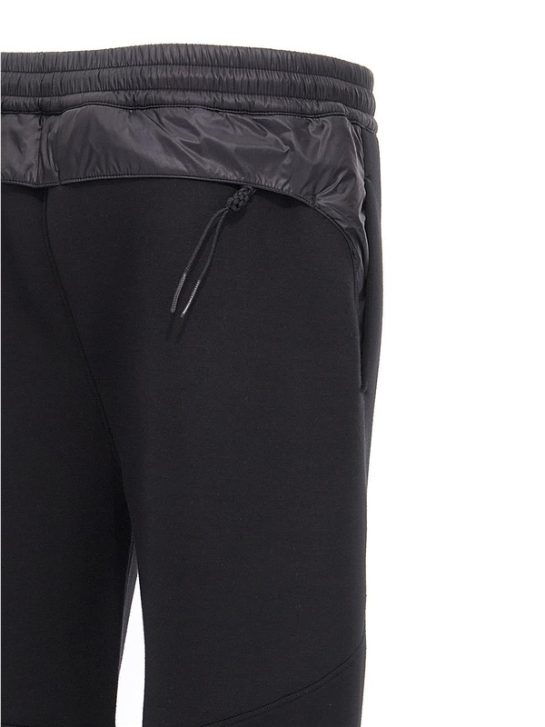 몽클레르 SS25 Anno Del Serpente joggers K10918H0000189AR3999 One Color